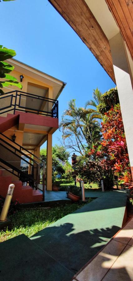 Hospedaje Jose Gorgues Puerto Iguazú Zewnętrze zdjęcie